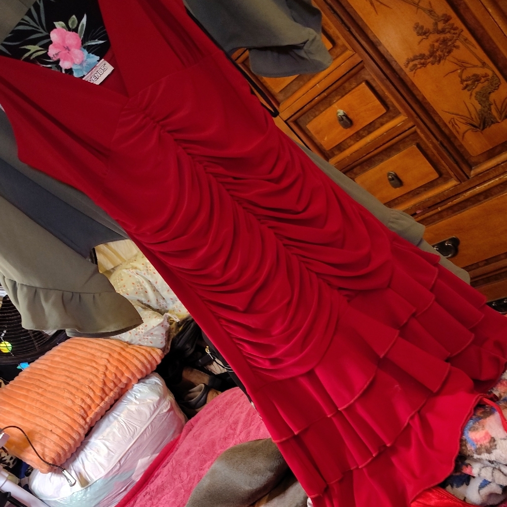 VENUS Asymmetrical Red Ruffle Dress